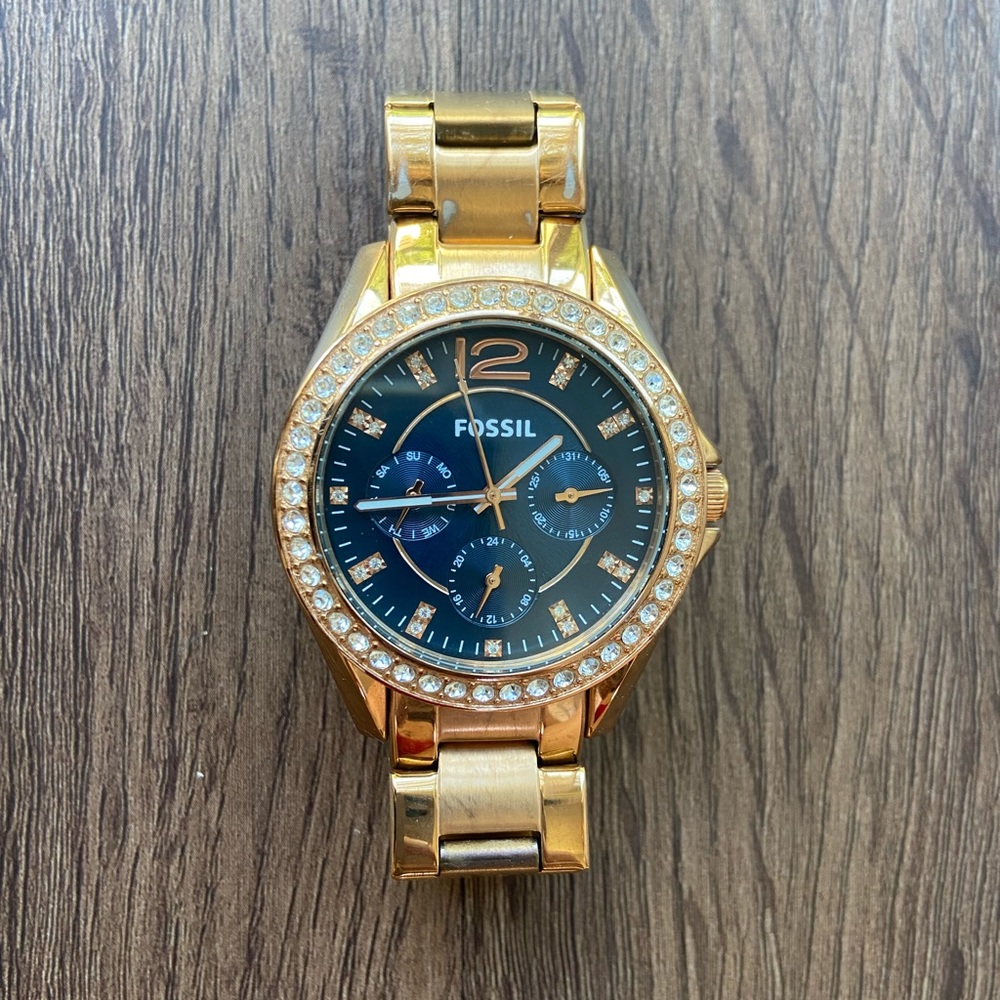 Rose gold Fossil Watch